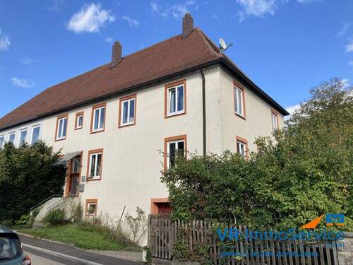 Bild 1 - Keine Immobilie von der Stange - Ehemaliges Pfarrhaus in Rothenburg o.d. Tbr.
