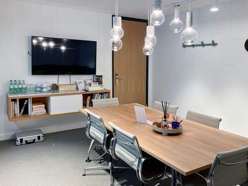 Property Image 5 - 