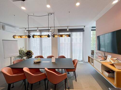 Property Image 6 - 