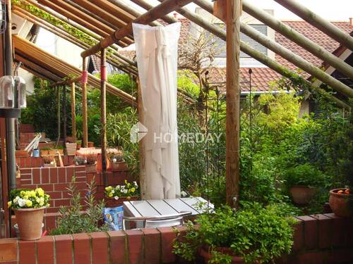 05 Vordere Terrasse - 5 Zimmer Reihenmittelhaus zum Kaufen in Karlsruhe