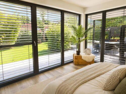 Schlafzimmer UG - 