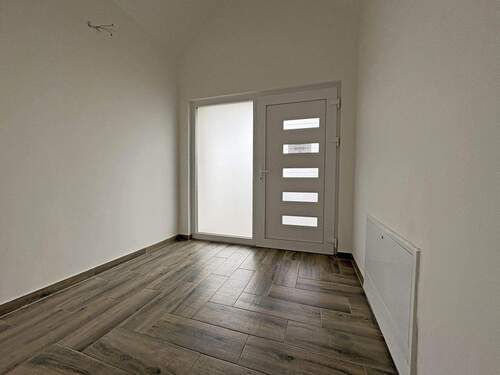 Eingang Diele - 2 Zimmer Etagenwohnung zum Kaufen in Perkam