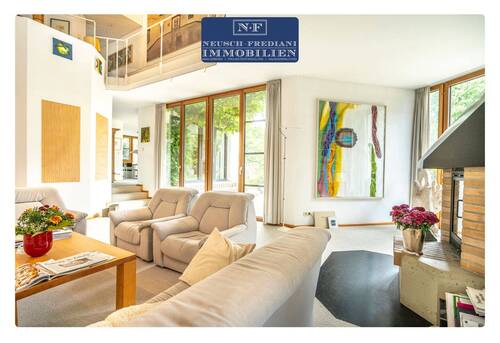 Helle und luftige Raumgestaltung - Halle zum Kaufen in Friesenheim