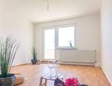 Wohnzimmer Vergleichswohnung - 5 Zimmer Etagenwohnung zur Miete in Chemnitz