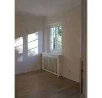 helle Wohnung in bester Lage - 1.200,00 EUR Kaltmiete, ca.  85,00 m² Wohnfläche in Nürnberg (PLZ: 90482) Laufamholz
