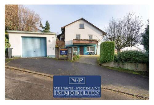 Ansicht zur Straße hin (Westen) - Mehrfamilienhaus, Wohnhaus in Lahr/Schwarzwald