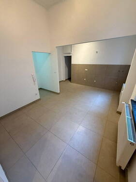 Küche (+EBK) inkl. Essbereich - 