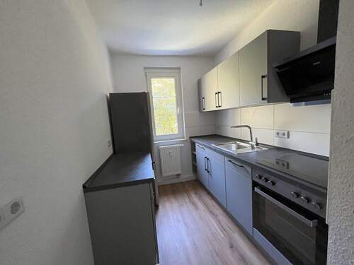 Separate Küche mit EBK - Der Preis ist heiß!!! befristet!!Einziehen und Wohlfühlen...schöne 2-Zimmer-Wohnung, Einbauküche gegen Aufpreis möglich, sofort einzugsfertig