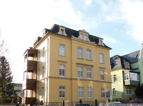 Objektansicht vorn - A4RES - Erstbezug - Familienglück im Villenviertel 5-RWE mit EBK, Balkon & 2 Stellplätzen