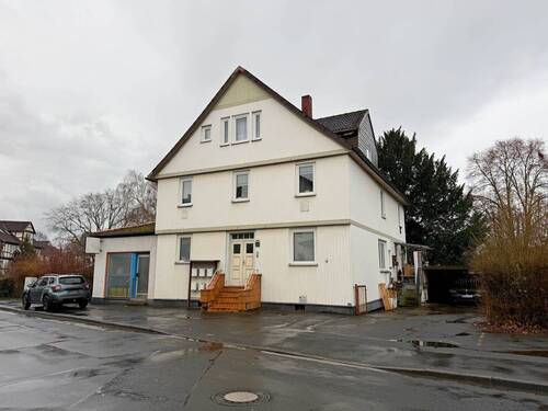 Frontansicht - Mehrfamilienhaus, Wohnhaus zum Kaufen in Kassel / Waldau