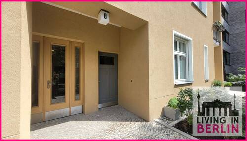 Hauseingang - 2 Zimmer Etagenwohnung zur Miete in Berlin