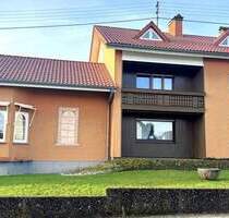 GROßES ANWESEN MIT 4 GROßEN GARAGEN IN TOP-WOHNLAGE! - Orscholz