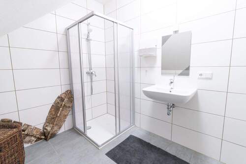 Badezimmer 2 (1)_resized.jpg - 