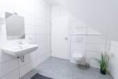 Badezimmer 2 (2)_resized.jpg - 
