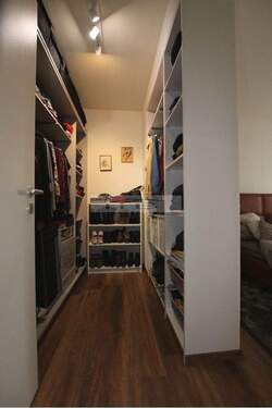 Ankleide im Schlafzimmer - 