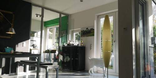 Wohn- und Esszimmer möbliert - 