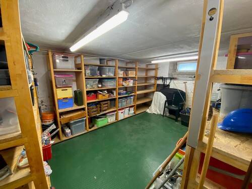 Keller: zugehöriger Raum - 