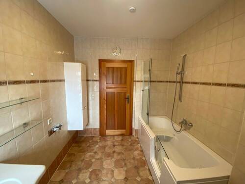 Badezimmer aus anderem Blickwinkel - 