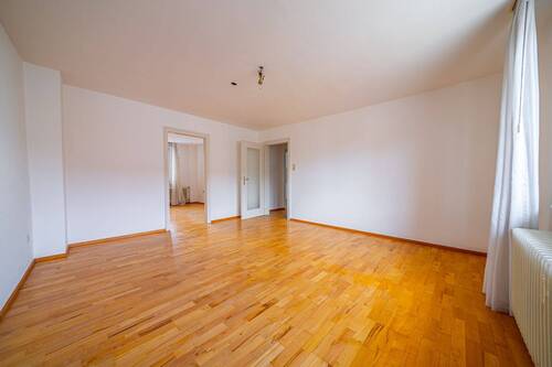 Obergeschoss-Wohnung 1 - 