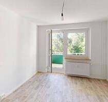 Neu sanierte 2-Raum-Wohnung mit Balkon - Chemnitz Helbersdorf