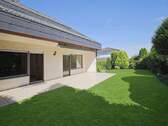 Große Terrasse und privater Garten - 7 Zimmer Doppelhaushälfte in Nufringen