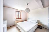 Schlafzimmer - 5 Zimmer Doppelhaushälfte zum Kaufen in Bietigheim-Bissingen