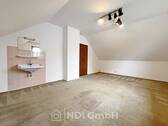 Zimmer 3 - 