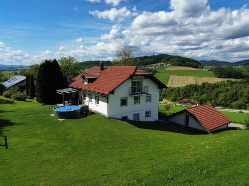 freistehendes Wohnhaus - 