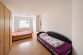 Schlafzimmer - 3 Zimmer Etagenwohnung zum Kaufen in Schauenburg