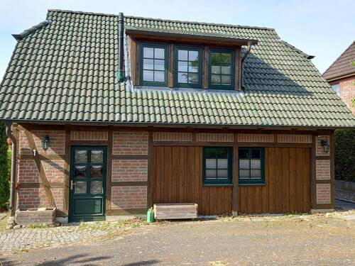 Vorderansicht - Charmantes Fachwerkhaus mit Einliegerwohnung und Inventar - Einziehen und Wohlfühlen!