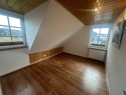 Schlafzimmer 2 Hauptwohnung - 