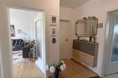 Flur - 2 Zimmer Etagenwohnung zur Miete in Essen