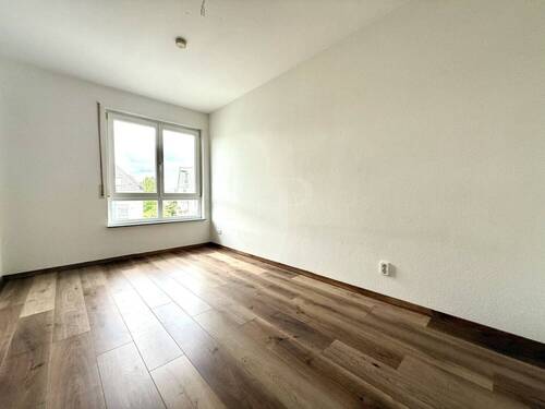 Kind/ Büro Ansicht II - 