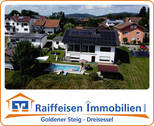 großes, freistehendes Wohnhaus - 
