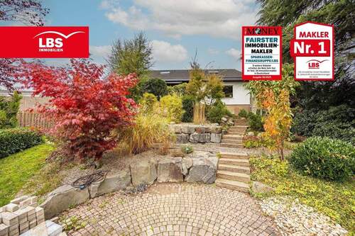 Garten - Einfamilienhaus mit Einlieger, Garage, Doppel-Carport und schönem Garten