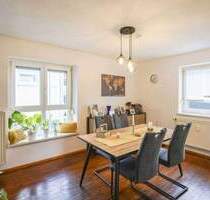 Investieren oder Selbstbezug: 3 Zi. Whg. im Energetisch voll sanierten Haus mit extra Stellplatz - Oberhausen