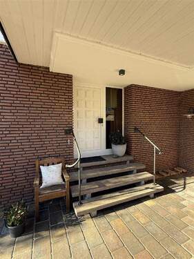 Ansicht Eingangsbereich - Einfamilienhaus mit 134,00 m&sup2; in Paderborn zum Kaufen