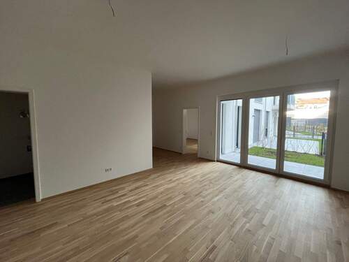 Wohnbereich - 2 Zimmer Terrassenwohnung zur Miete in Nürnberg