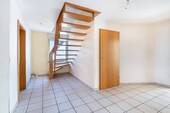 original Flurbereich zum Dachgeschoss - 