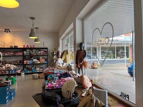 Ladenfläche - Gewerbeobjekt (Büro, Produktion, Verkauf) in Reppenstedt