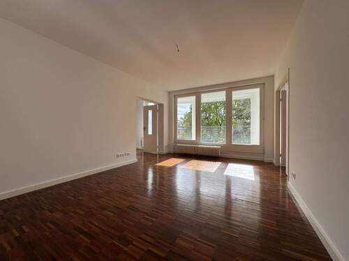 Wohnzimmer - 3 Zimmer Etagenwohnung zum Kaufen in Berlin
