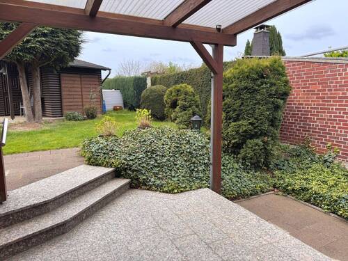 Garten- / Eingangsbereich - 