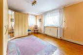 Schlafzimmer EG - 