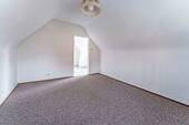 Kinderzimmer DG - 