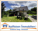 freistehendes Einfamilienhaus - Zentral gelegenes Einfamilienhaus mit grünem Rückzugsort in herrlicher Aussichtslage