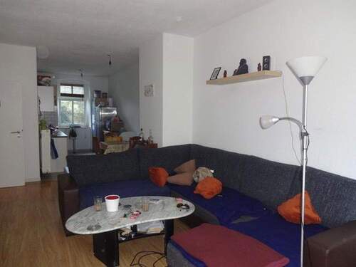 Wohnbereich - 2 Zimmer Etagenwohnung in Chemnitz