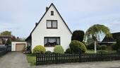 West mit Garagenauffahrt - 