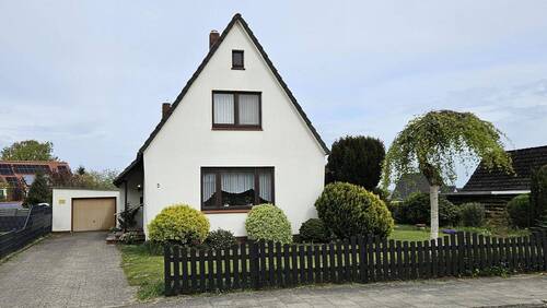 West mit Garagenauffahrt - 
