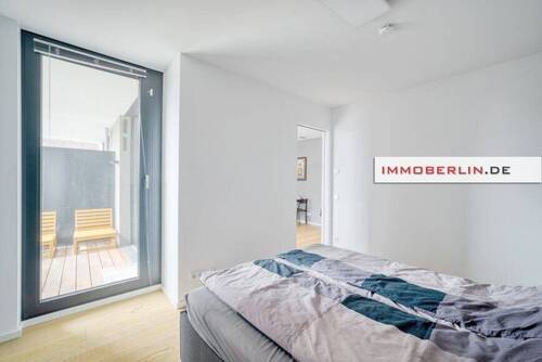 3 - 2 Zimmer Etagenwohnung in Berlin