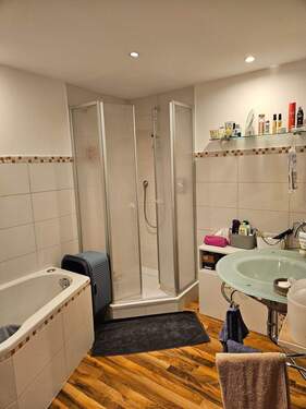 20251129_115746.jpg - 6 Zimmer Einfamilienhaus in Ditzingen